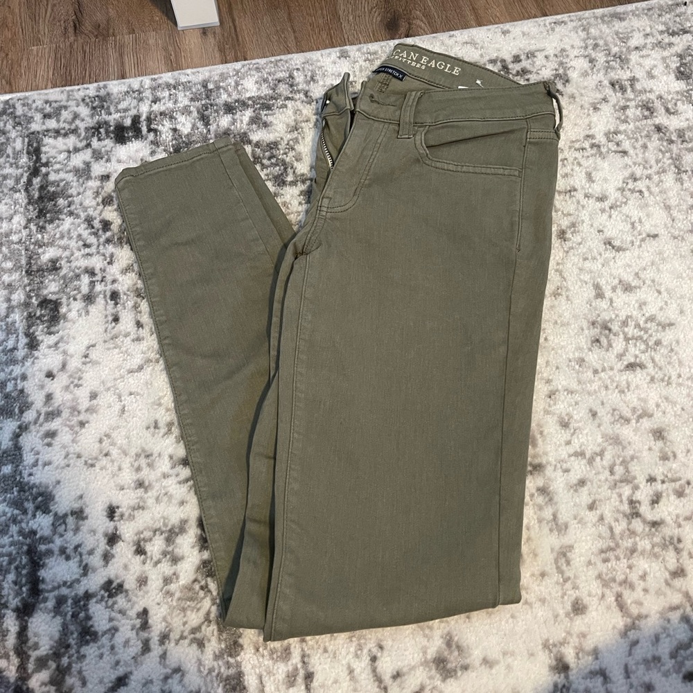 Olive green American eagle jeggings